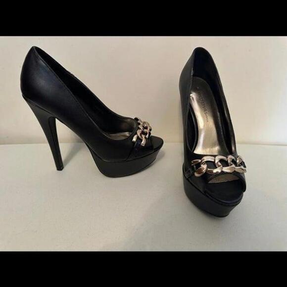 Wild Diva Shoes - Black peep toe shoes from Wild Diva Lounge are a stylish & trendy choice